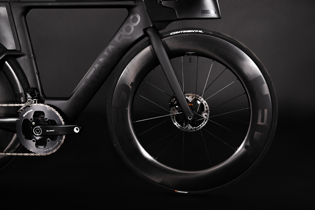 quintanarootri's tweet photo. Yes, you can deck your V-PR out in our stealth color, but be warned, it will still turn heads 👀 🖤 #truetotri https://t.co/G7QM5fwAHh