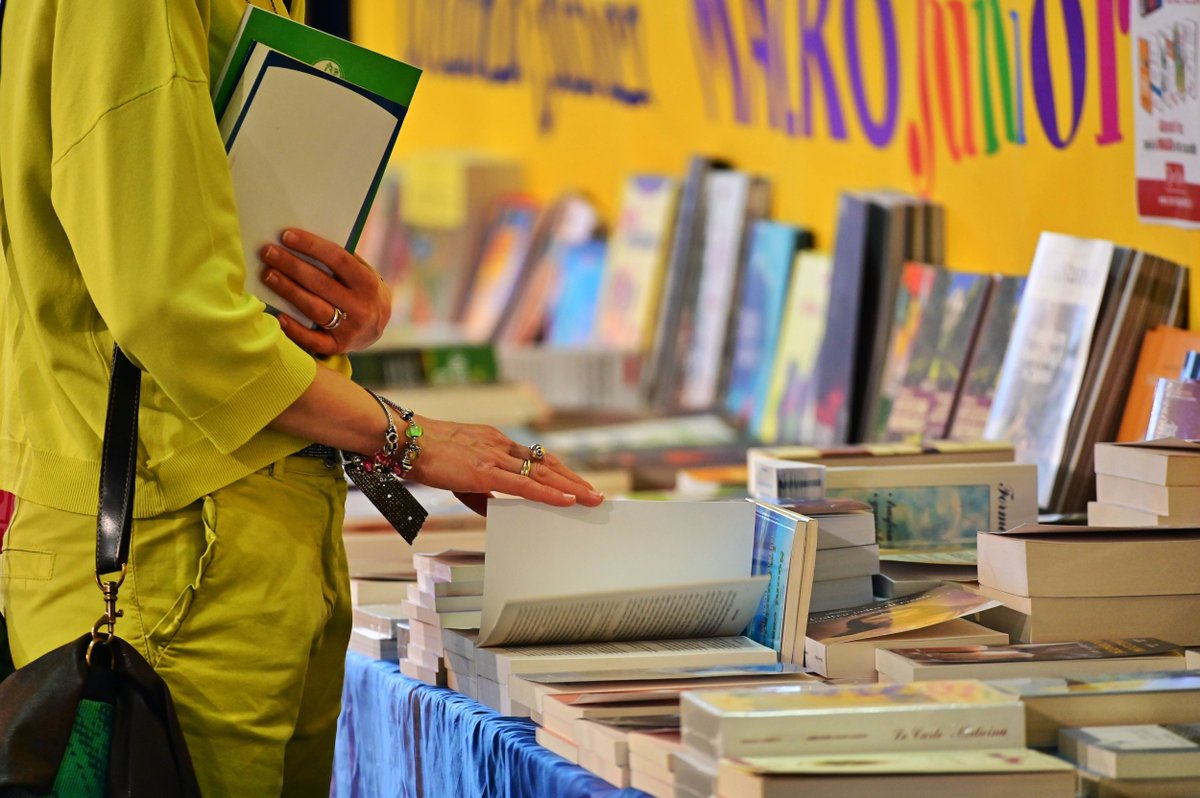 Info clients tweet media