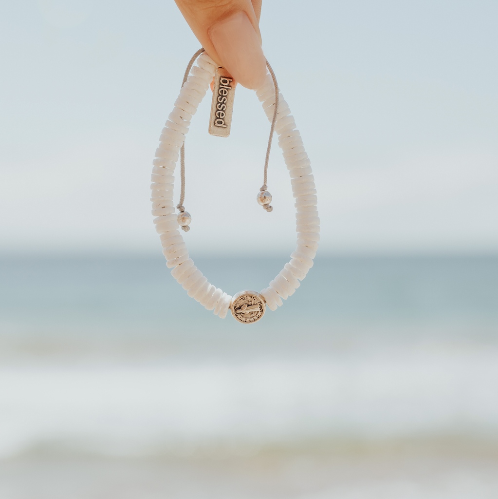 Join us in prayer for those affected by the fires in Maui🤍 We are currently donating $2 of every bracelet sold to Hawaii Salvation Army. Hawaii Salvation Army is providing meals and resources for thousands displaced in Maui emergency shelters. 🙏 shorturl.at/tJS08