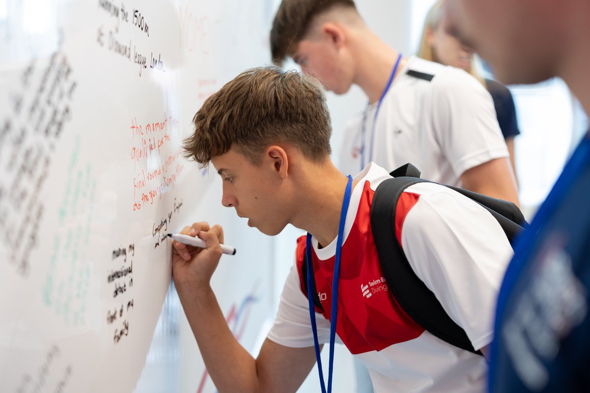 TeamSportsAid's tweet photo. #SportsAidLive 🔥

SportsAid was delighted to bring together over 40 talented young athletes, along with their parents and guardians, for a very special summer event at @RBC’s Bishopsgate offices in London this afternoon!

#SportsAidLive acted as the perfect opportunity for athletes, across more than 25 different sports, and their families to meet each other and share their experiences and knowledge, while also benefitting from mentoring and valuable workshops in areas such as mental wellbeing, nutrition and social media.

In addition to the top industry professionals (@LeonTaylorGB, @BelievePHQ, @JennyTschiesche and @Sportsbeat) who led these sessions, several sporting household names joined the athletes and parents and guardians to talk about their own high-performance journeys and provide guidance on a range of topics.

A huge thank you to @RBC for hosting #SportsAidLive, @Tom_Gayle for presenting the event, the alumni and workshop deliverers who imparted their wisdom....and of course the athletes and their families for committing the time during such busy sporting schedules. We can't wait to do it all again soon!

#SportsAid #SupportTheNext #GreatBritain #Britain #British #Olympics #Paralympics #TeamGB #ParalympicsGB #sport #highperformance #athlete #athletes #charity #fundraising #learning #education #knowledge #encourage #enable #empower