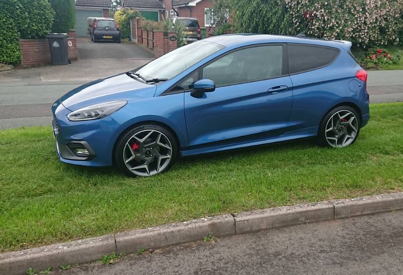 AlanBradbury211's tweet photo. Ford Fiesta ST Performance Blue 1:18 Scale from DNA Models

Exactly like my very own Ford Fiesta ST Performance Blue Charlotte.

Been waiting 2 years for getting one and not every day you get a model of your own car. 

#Ford #fordfiesta #fordfiestast #fordperformance https://t.co/Al9lBsdo5f