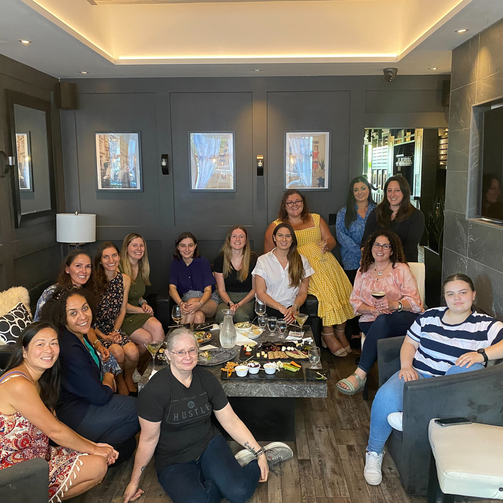 JahnelGroup's tweet photo. JG remote crew is in town!!
We love seeing our remote teams, internet friends, and even office mates take the opportunity to hang out and catch up with the rest of the JG crew.
Needless to say, last night's JG Happy hour was a HIT! ๐ป๐ป๐ป
#Goodmates #GoodTimes #JGCulture https://t.co/w9XJZmYgyu