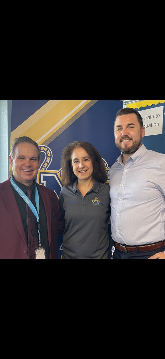 NoronaSelvidge's tweet image. 1st day of school at MCHS 
Wonderful District Support, Great Faculty &amp;amp; Staff and Amazing Students! #OneTeamOneDream #MCSDBetterTogether