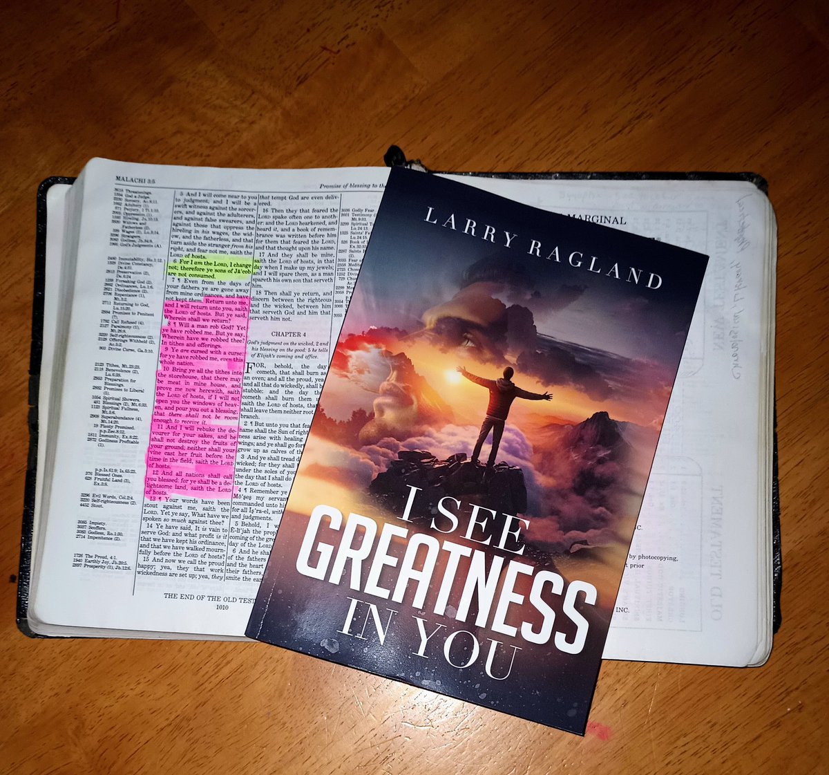 bmitchell6391's tweet photo. Order your copy of "I See Greatness In You" by Larry Ragland here 👇 https://t.co/UceROPvBYZ https://t.co/wYg4JP2lsL
