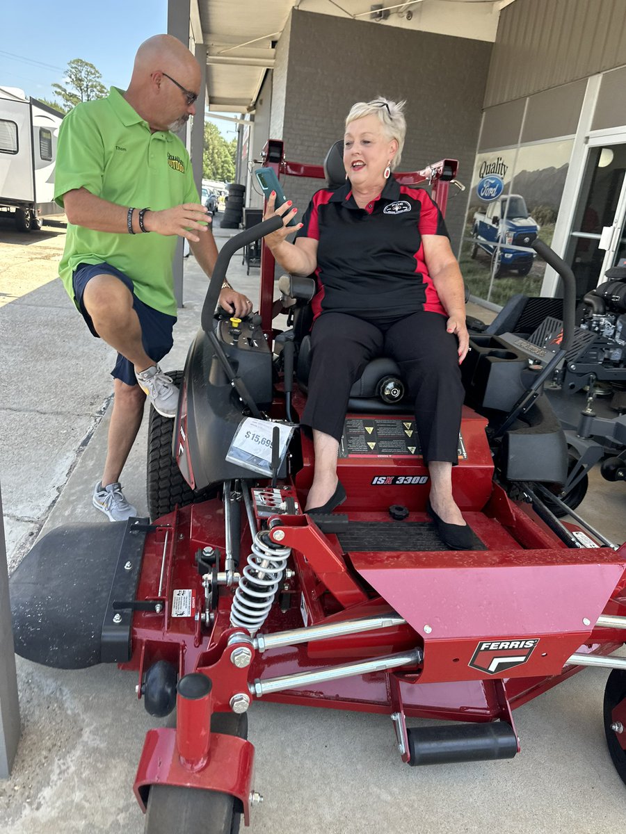 CreditPoe's tweet photo. Fun day out in the community! We are here at Quality Outdoor in Coushatta! You need financing? We got you! #POEFCU https://t.co/qsnNVDkDCK