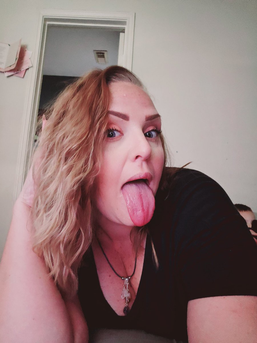 skyegoddess369's tweet photo. Mine is bigger than yours hahaha
Now spoil ur queen
Findom findomgoddess cashcow humanATM paypiggies payslave moneyslave walletdrain harddom softdom sellingcontent feetpics naturaltoes feetslaves feetcontent https://t.co/DsBDMxdxUN