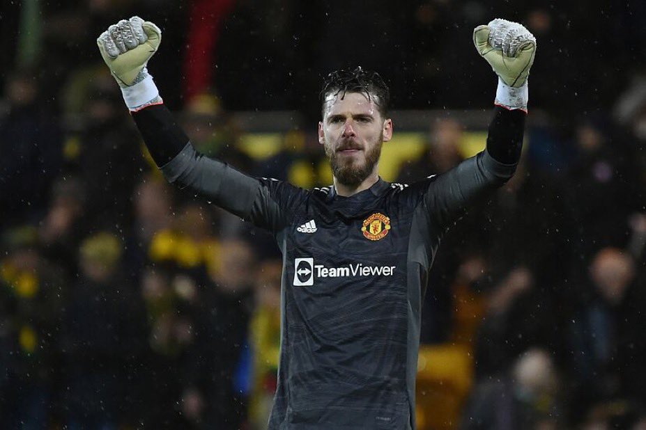 ¿Que prefieres?
Like ❤️  Fichar a Bono por 20 millones.
RT 🔄  Fichar a De Gea gratis.