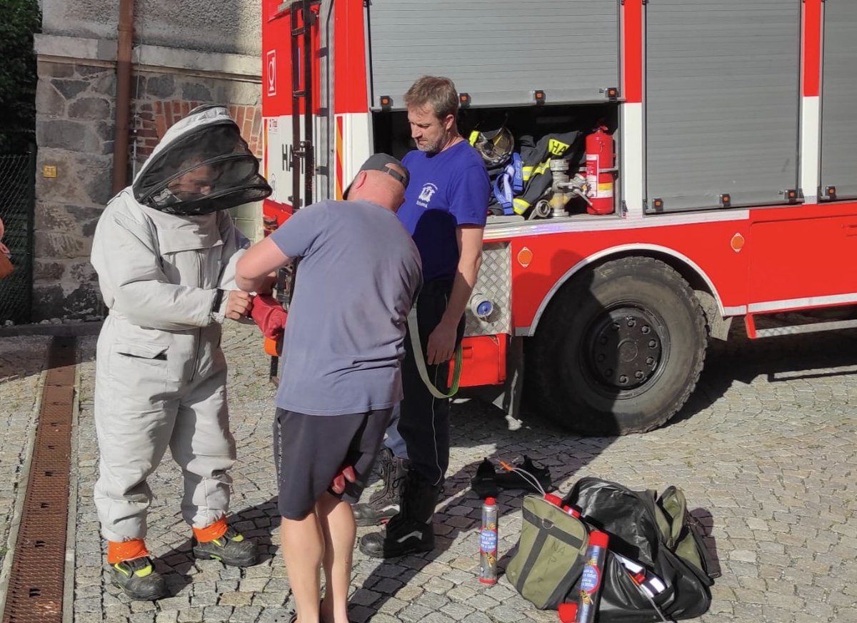 HZulova's tweet photo. 🧑‍🚒 29. 🧑‍🚒

10.8.2023 Technická pomoc Žulová

https://t.co/TC7Puvm567

#hasici #hasiči🚒 #hasicizulova #zulova #sdh #sbordobrovolnychhasicu #hasicirodina #firefighterheros #firefighterposts #firefighters #firefighter #firefighterlife #cas25 #tatra #tatracas https://t.co/WxxczzRlkY