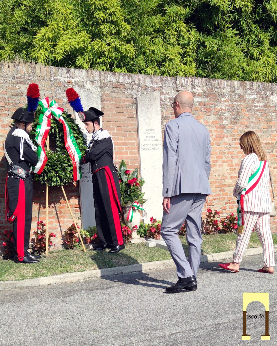 iscoferrara's tweet photo. 𝗟𝗮 𝗰𝗼𝗺𝗺𝗲𝗺𝗼𝗿𝗮𝘇𝗶𝗼𝗻𝗲 𝗱𝗲𝗴𝗹𝗶 𝗲𝗰𝗰𝗶𝗱𝗶 𝗱𝗲𝗹𝗹'𝗮𝗴𝗼𝘀𝘁𝗼 𝗱𝗲𝗹 𝟭𝟵𝟰𝟰 questa mattina presso la Certosa di Ferrara. 
#iscofe #ferrara #history https://t.co/Qno5OpiIHD