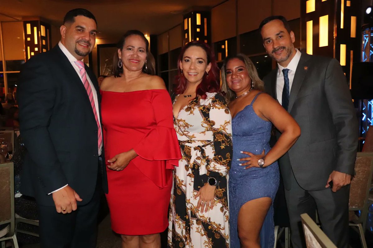 Celebración de la gran cena bailable en conmemoración del día del abogado