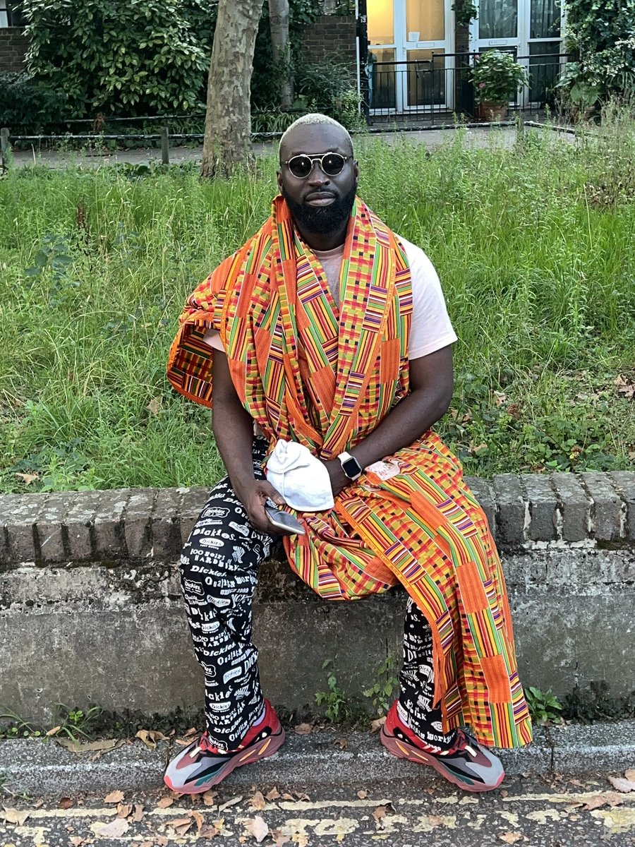 EnergeticLaud's tweet photo. #GhanaMusic mi do wo ruff !!!!! Kept me going only Right I put my influence to help bring togetherness more features no #Goliath things KMT! #ghana #Love #twipop #twidrill #hiplife #highlife #Afrobeats #Afrodance #twirap #GhGospel #GhJazz 🙏🏿⚡️ https://t.co/dzSDHo7YpL