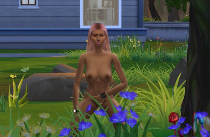 Don't be afraid to make the garden wetter👌💦🍑💦 https://t.co/HzcvV7g8YL