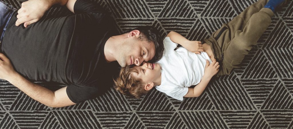 Nesta data especial, uma homenagem em forma de reflexão sobre o papel essencial dos pais no desenvolvimento integral dos filhos: link.cpb.com.br/68bde2. Feliz #diadospais