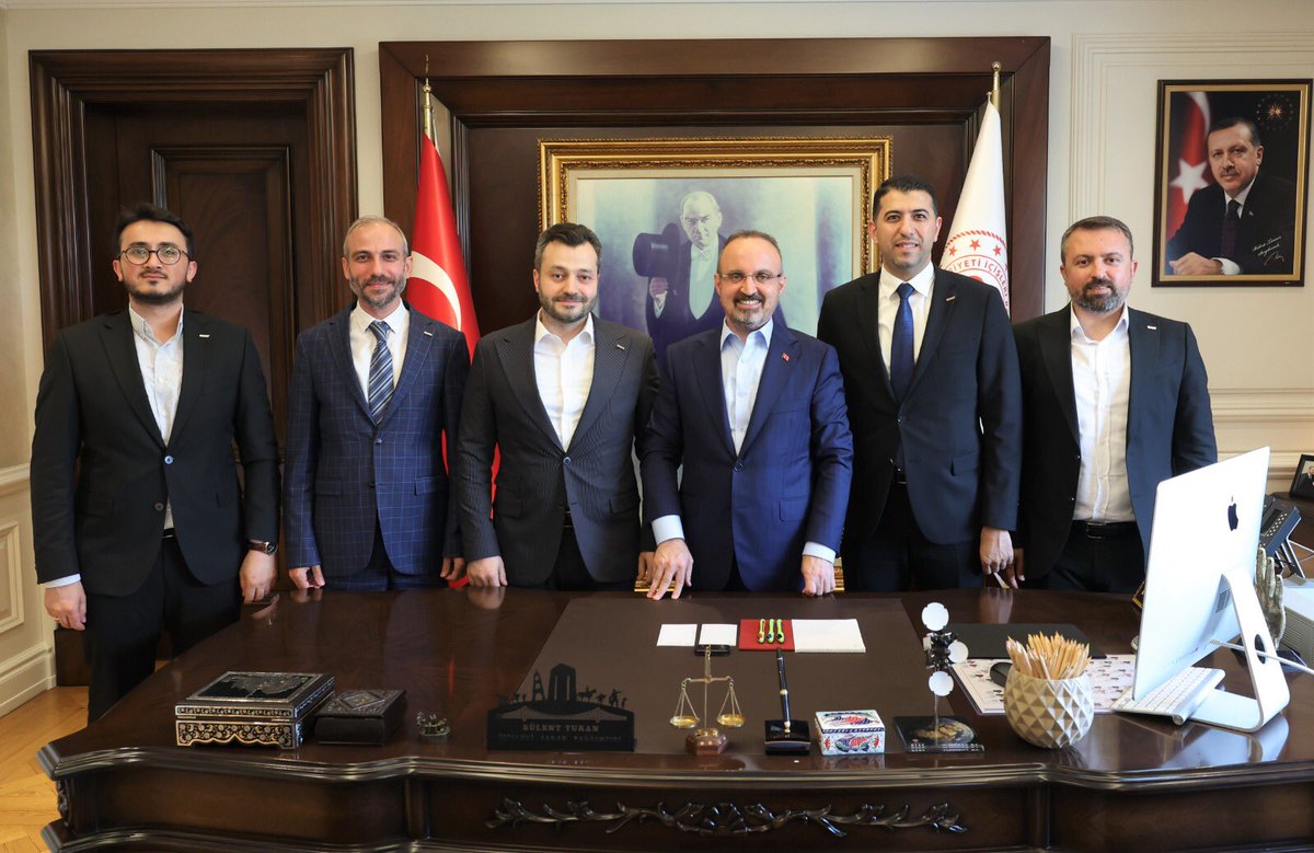 İçişleri Bakanımız Sayın <a href="/AliYerlikaya/">Ali Yerlikaya</a> ve İçişleri Bakan Yardımcımız Sayın <a href="/turanbulent/">Bülent TURAN</a> ' i ziyaret ederek hayırlı olsun dileklerinde bulunduk. 

Sayın Bakanımıza ve Bakan Yardımcımıza misafirperverlikleri için şükranlarımızı sunar, görevlerinde muvaffakiyetler dileriz.