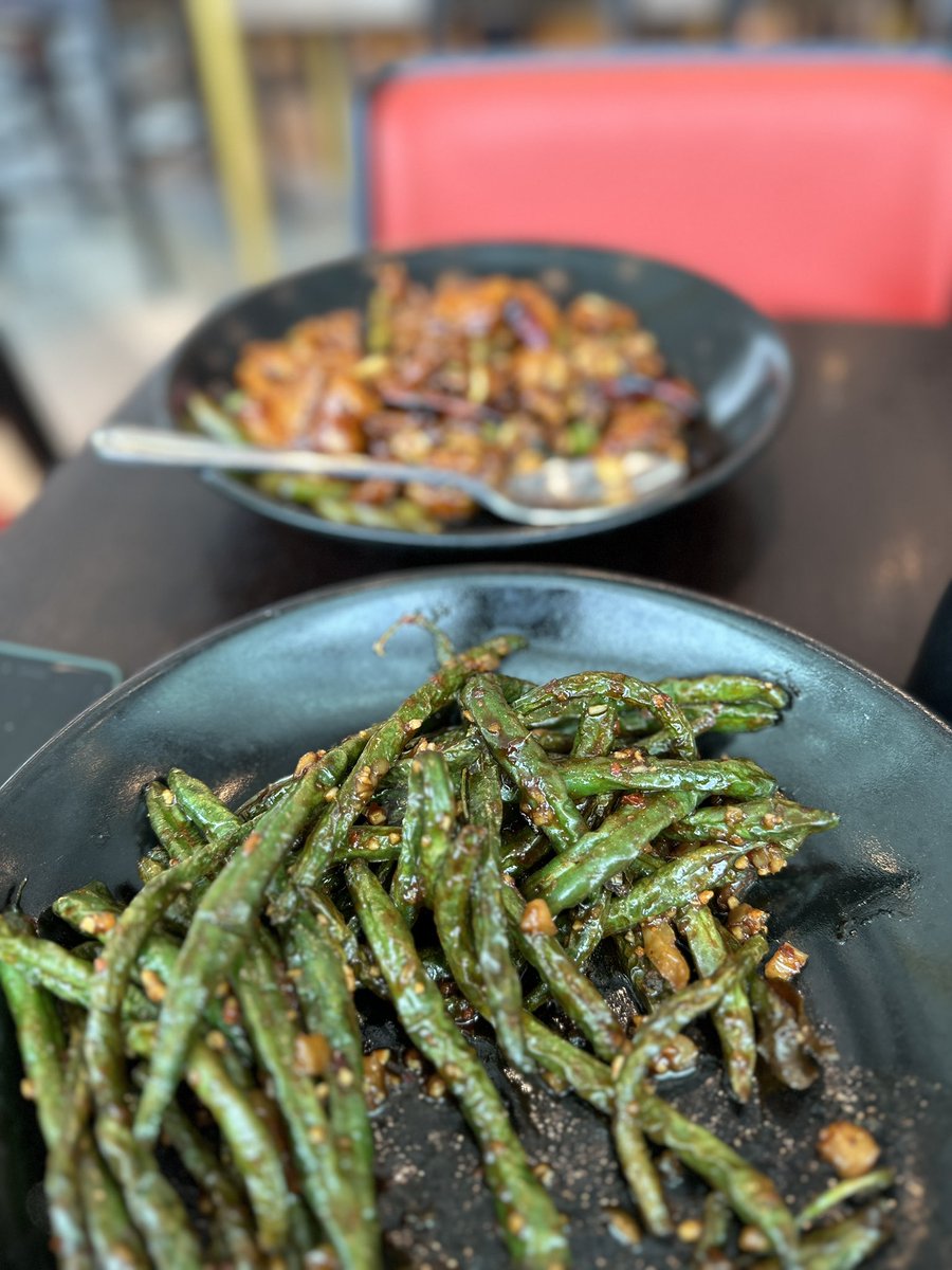 realbrumback's tweet photo. Lunch, P.F. Chang’s, Reagan National. I’m ready to be home. https://t.co/7VutsQBqRk