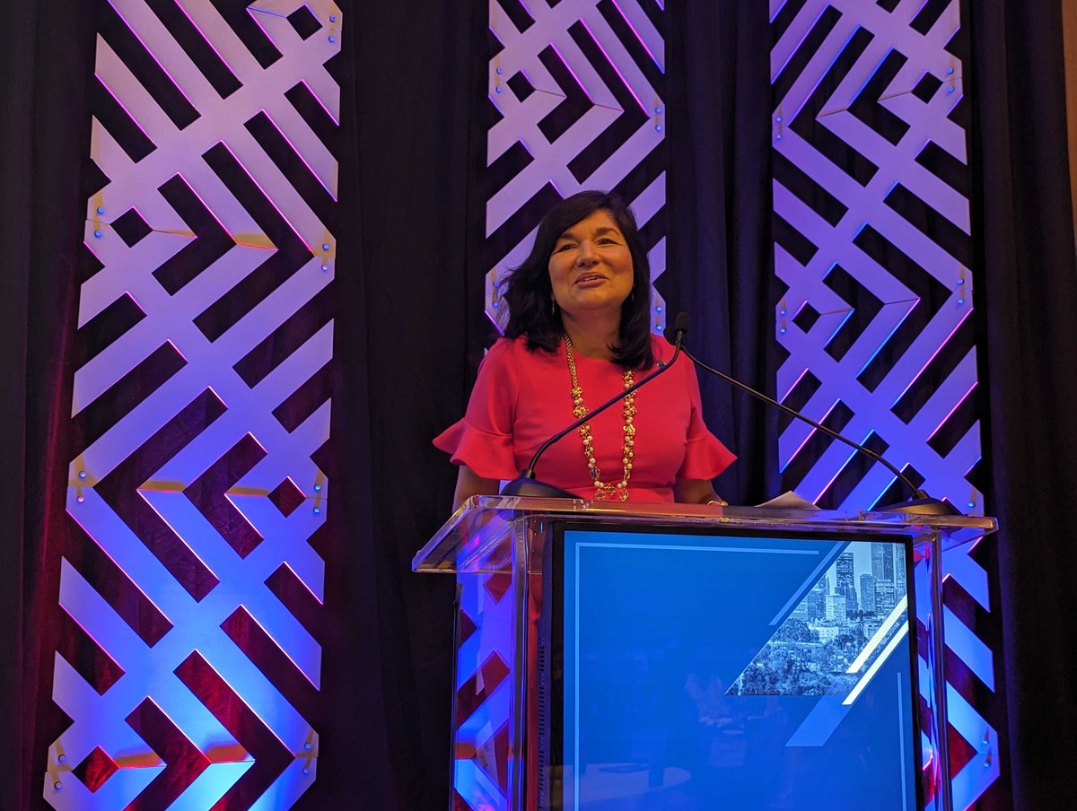 LAAreaChamber's tweet photo. Maria S. Salinas, Chamber President and CEO, @LAChamberMaria, closed out a successful #StateofLABusiness and shared how the sports, entertainment, and tourism industries will provide tremendous opportunities for our region and communities. https://t.co/JbZQ8x9yUq