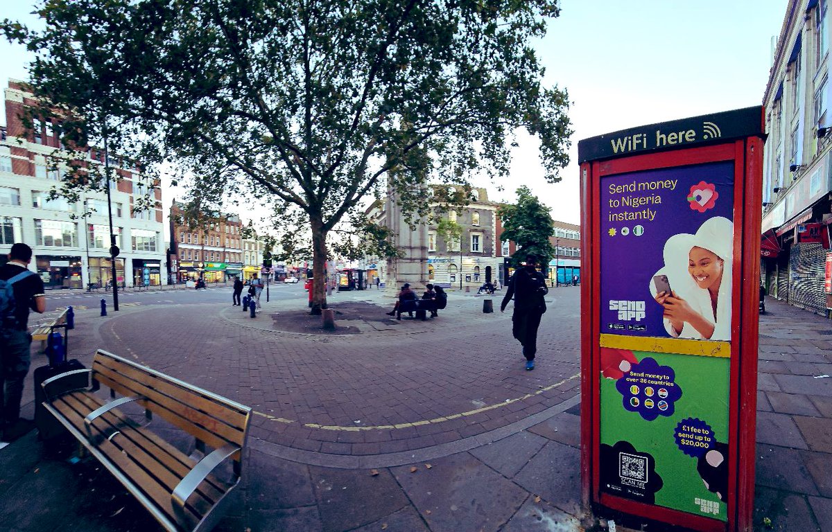 iSlimfit's tweet photo. - @SendAppbyFLW  OoH Ads on the streets of London. 🦋

Love it ❤️

If you come across any of these Ads in London, take a picture and tag me. I have something for you. https://t.co/Vedvvjy9di