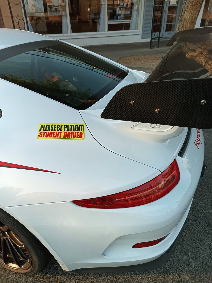 SuperFastRacing's tweet image. 🤪 #StudentDriver @lindseyyok  ‼️