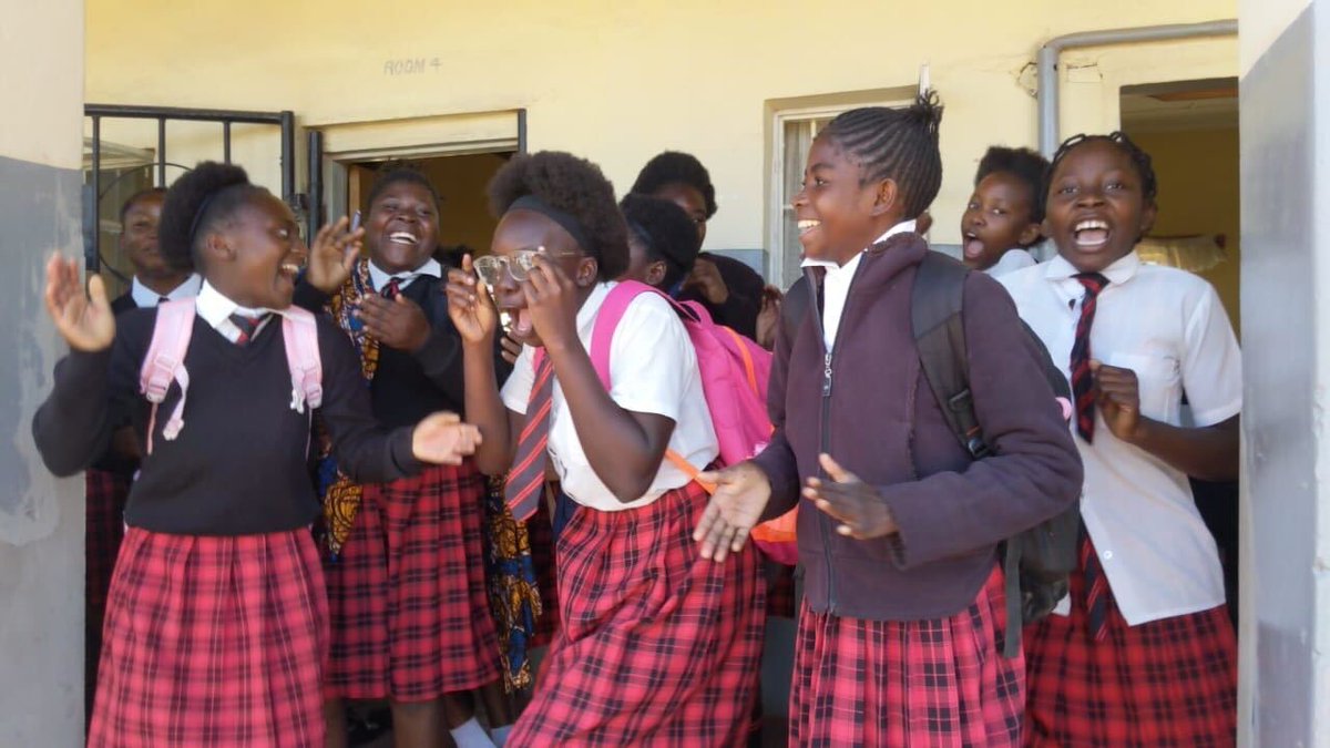 We delivered fully renovated desks to the Suburbs Girls Primary School, who were ecstatic once they saw them. Thanks to your support, we were also able to build more classrooms, renovate existing classrooms and give them books to aide in their daily education, learning and fun.