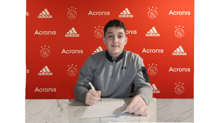 OCM_EAFC's tweet photo. Ajax are set to hold an internal meeting over Podges position as manager 🔴⚪

#AFC are said to make their decision as soon as tonight! #OCM https://t.co/7NCs2qSirP