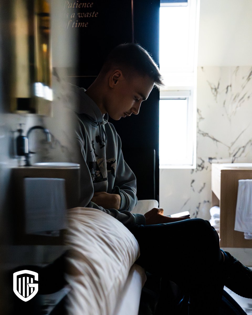 KRCGenkEsports's tweet image. Hey there! @xRobertoos 
🇵🇱 Touchdown in Belgium

#PushTheLimits | #ESLOL