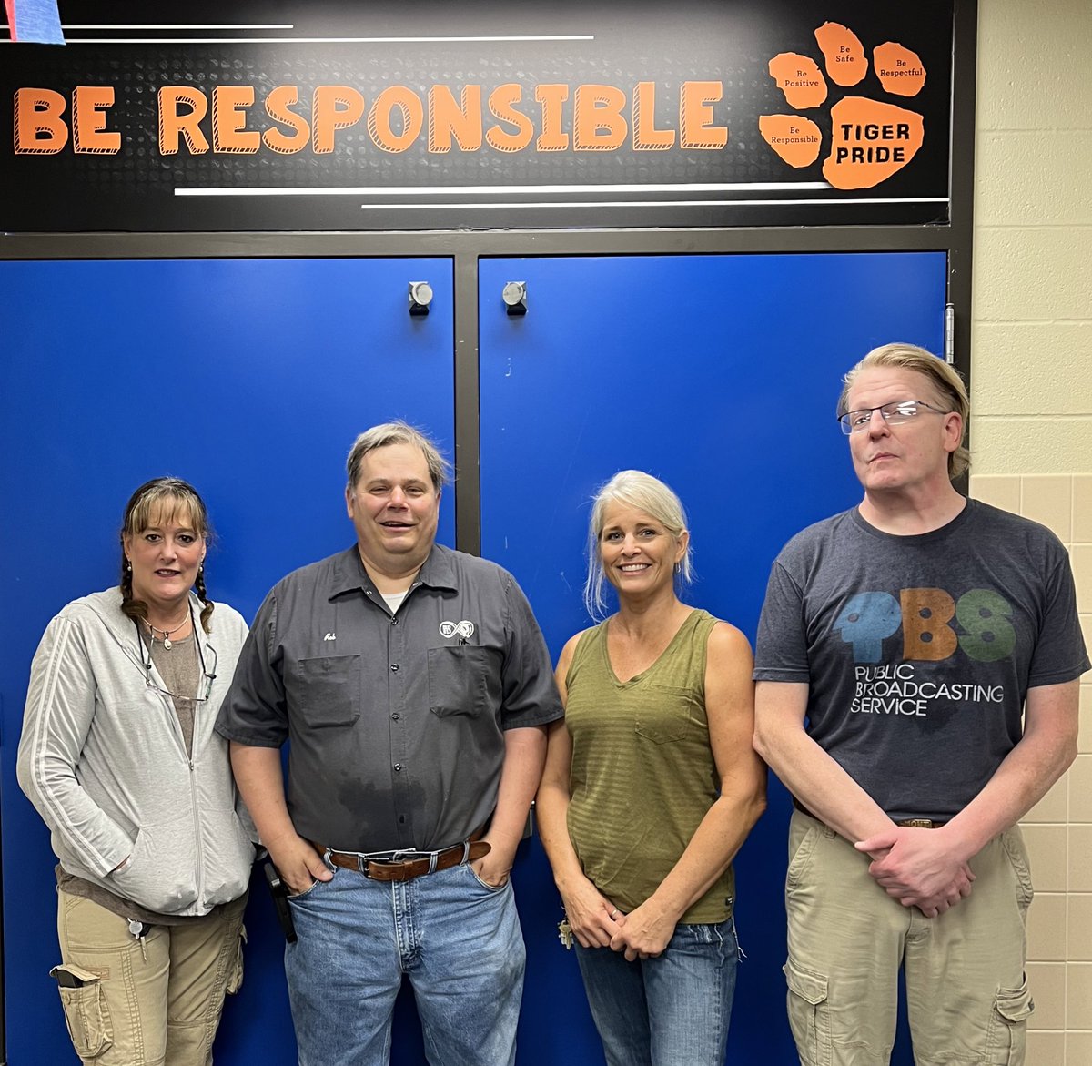 Lake City Schools has the BEST team working to prepare our facilities for students and families!  The #TigerPride is evident with Mark Henry and his team! Thanks for making our schools ✨sparkle✨ <a href="/LakeCityHS/">Lincoln High School</a> <a href="/LakeCityBV/">Bluff View Elementary</a> <a href="/attitudeneffort/">Lake City Activities</a>