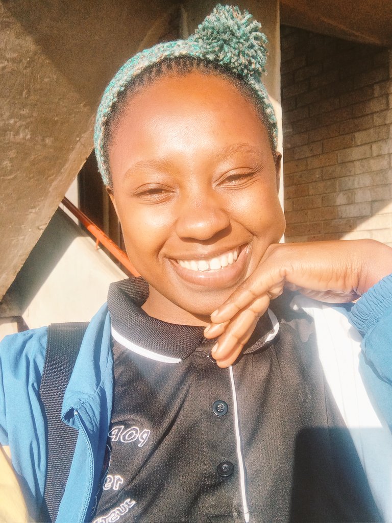 PrincesRoselin's tweet photo. #gentlemagic is doing wonders to my skin 🤗😊 https://t.co/oa33rbtb2B
