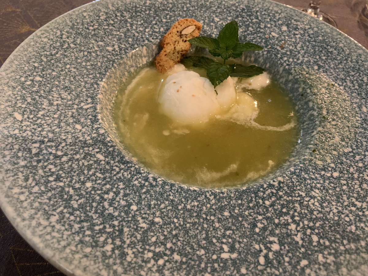 abelbl's tweet photo. Sopar a Cubelles #elMini https://t.co/4K07PRq7q4