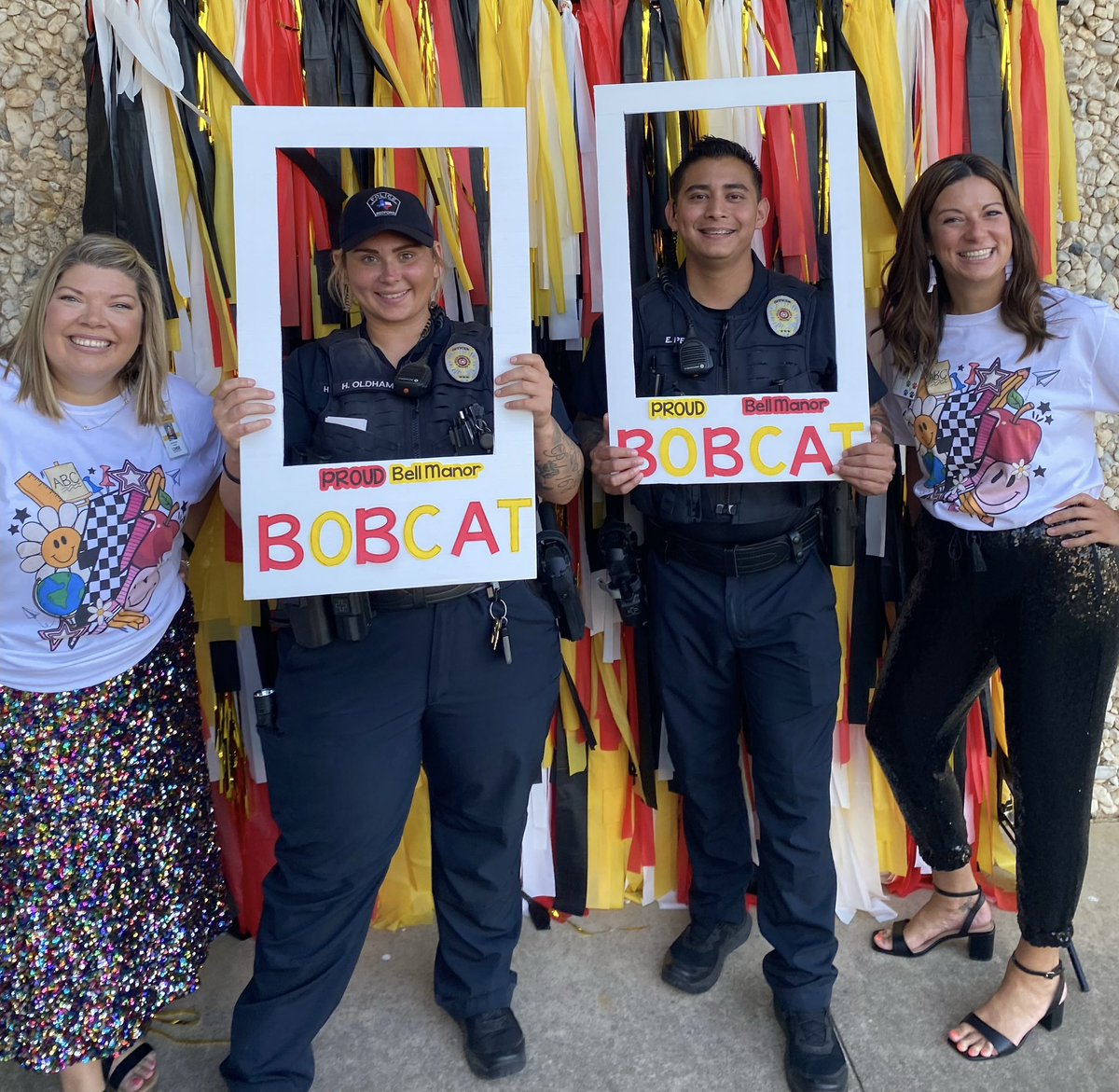 We are so thankful for the @BedfordTXPD supporting our arrival and dismissal today!! #BeABobcat