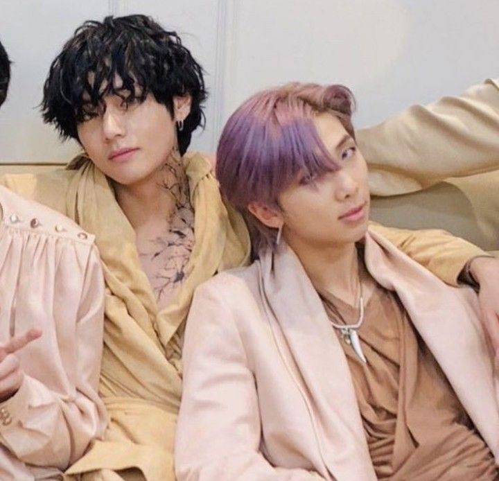 armyflowershop's tweet photo. 💜🌼🌿💛🪻🌿💜🌼🌿💛🪻🌿
             𝐹𝓁𝑜𝓌𝑒𝓇 𝒟𝑒𝓁𝒾𝓋𝑒𝓇𝓎

𝐹𝑜𝓇: @Taruxbts7

𝐹𝓇𝑜𝓂: YOURSSSS💌🎀🧸🤗

𝑀𝑒𝓈𝓈𝒶𝑔𝑒: ALL THE VERY BEST FOR YOUR EXAMS🫶🏻🎀 DON’T STRESS THAT MUCH ND TAKE CARE OF YOURSELF TOO☺️🤗.. GIVE THEM AND COMEBACK

💜🌼🌿💛🪻🌿💜🌼🌿💛🪻🌿 https://t.co/nHPu6tguam