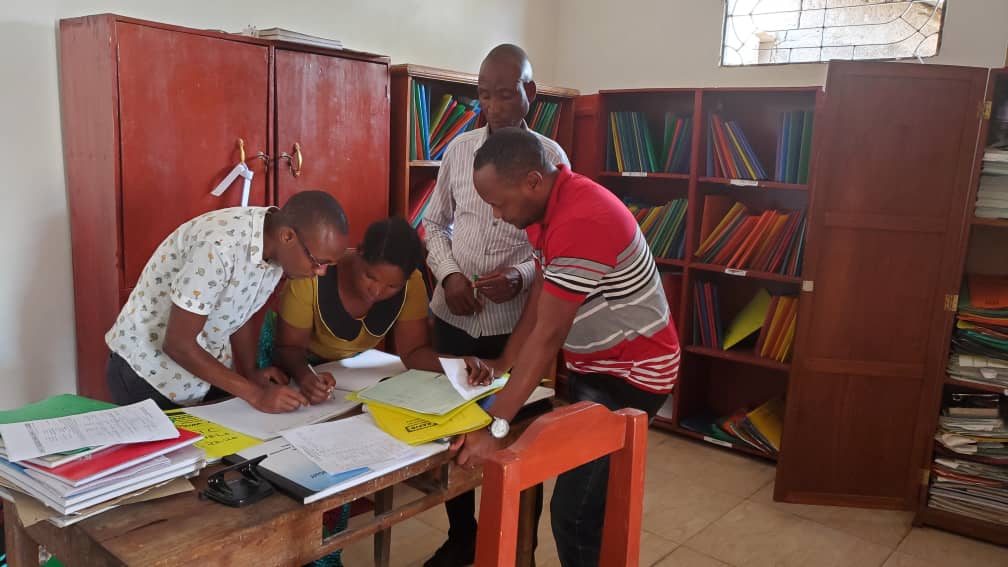 Bignon Zacharia (@zachariabignon) on Twitter photo Working with Amref Afya Kamilifu in Simiyu, with the great impact in HİV care and Treatment <a href="/AmrefTanzania/">Amref Tanzania</a> Working with Amref Afya Kamilifu in Simiyu, with the great impact in HİV care and Treatment <a href="/AmrefTanzania/">Amref Tanzania</a>