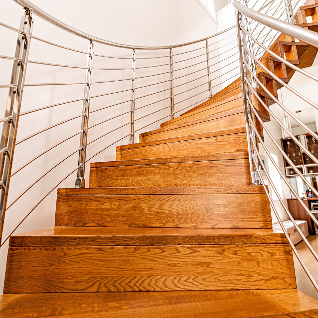 RealAmericanHwd's tweet photo. Are you looking to make a design statement in your home, or set out on an adventure? Whether you're in the market for flooring, cabinetry, or millwork to upgrade your space, get inspired to #BuildYourWorld with #RealAmericanHardwood. 
https://t.co/ZTRJO3m4Af https://t.co/18kUTzBcHG