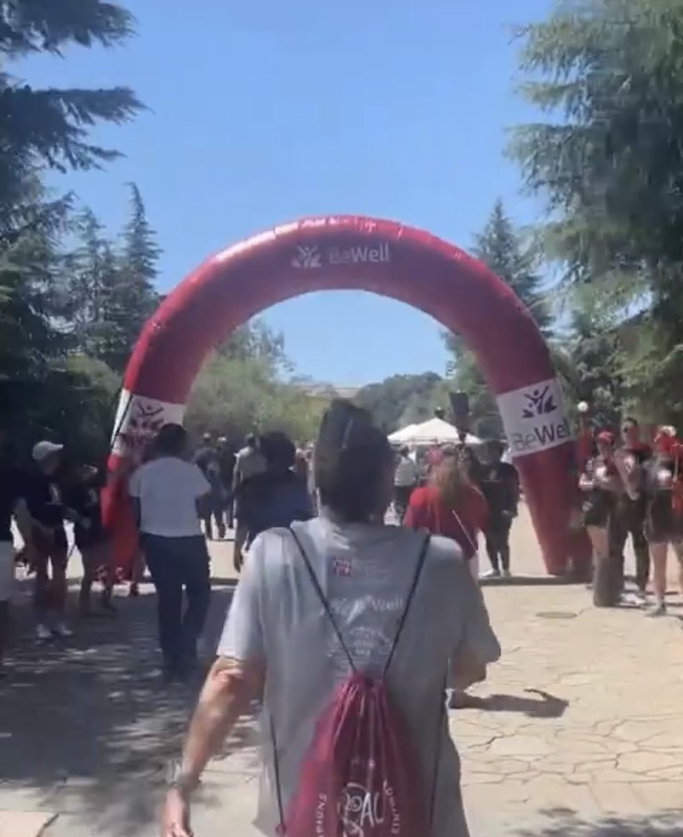Stanford_Ortho's tweet photo. β¨17th Annual Stanford Cardinal Walk!!β¨ Thank you #stanfordbewell and #DAPER!! Stanford Ortho had a beautiful day connecting with our community, learning, having fun, and walking!!
#cardinalwalk #unity #connect #walk #stanfordortho #community https://t.co/K8iVyO5SEC