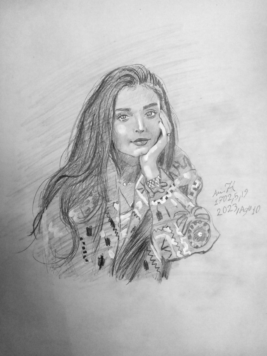 AHamzaban19424's tweet photo. My new drawing and new drop on https://t.co/9C7E1DzSql
Model : @sadestudionft
#pencildrawing on paper
Link
https://t.co/THgWf5JQzD
#art #face_drawing #nftart #TezosNFTs https://t.co/sSMPpSHbo0