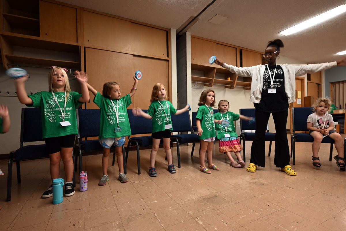 AsburyFirst's tweet photo. What a great way to end our VBS week! The children had fun as our Youth Minister, Mike Mullin, shared his talent and love for all things percussion. The Science Sound Lab was also a favorite. Ask any camper about Oolbleck and if it can dance. #asburyfirstvbs #makeajoyfulnoise https://t.co/hYlBevIziH