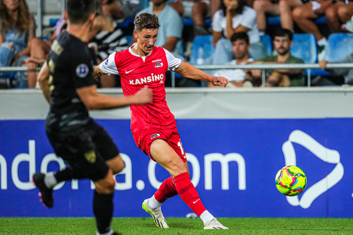 AZAlkmaar's tweet photo. ✅ 𝙊𝙛𝙛𝙞𝙘𝙞𝙖𝙡 𝘿𝙚𝙗𝙪𝙩
#AZ #sanaz (0-1) #RvB15 #DMW18 https://t.co/IhUAPSMJNg