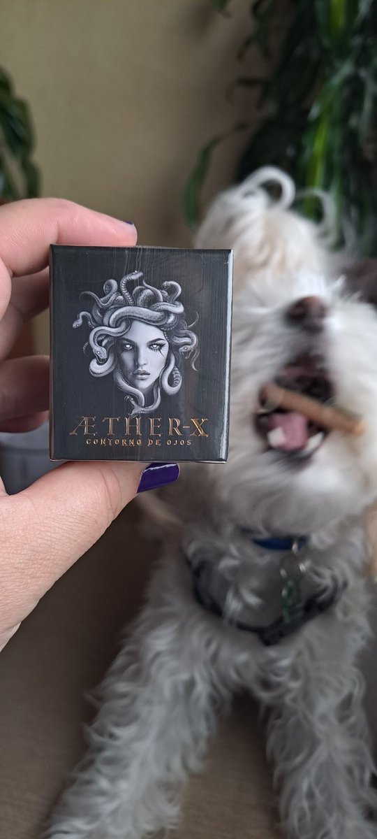 NattiBoooo's tweet image. Por finnnnnnn lo pude hacer, #aetherx en mis manos 🥰 @linatoromua @linatorobeauty soñaba con este momento...