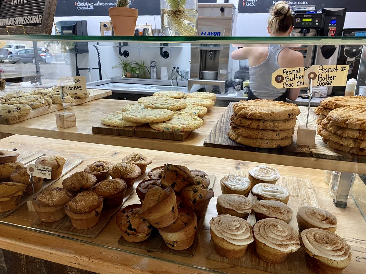 VictorFedeli's tweet image. Really enjoyed stopping by Kuppajo Espresso in #Sudbury for a fresh cup of coffee. ☕️

Recently, our government helped support their business through the #DigitalMainStreet program.

Thanks Betty-Ann for the chat &amp;amp; #smallbusiness tour!