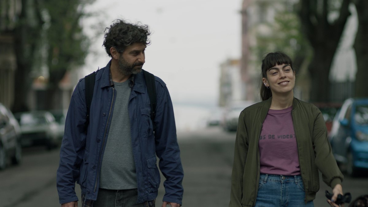 CINELOVERS_UY's tweet photo. En UNA SEMANA, llegan a la pantalla grande Lucas, un escritor argentino un poco perdido, y Guerra, una chica uruguaya. Acompañalos en su reencuentro agridulce por las calles de Montevideo en #LaUruguaya.

17 de agosto, solo en cines https://t.co/ooSMKzrbQu