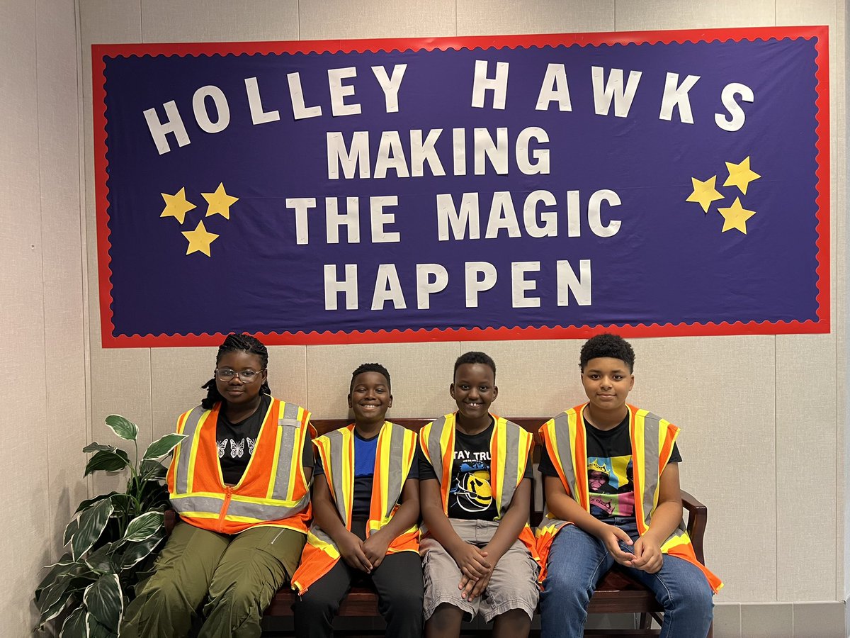 Holley’s 5th Grade leaders helping with Dismissal duty! #makingthemagichappen #holley
