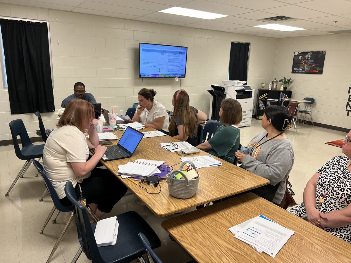 AcademicsFCPS's tweet photo. Kicking off the 1st PLC of the school year by digging into math pacing guides. @BCESMustangCity @FCPSchoolsTN #TooLit2Quit https://t.co/tMNCuJW31L
