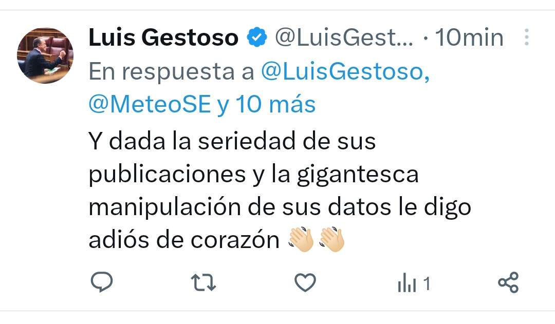 MeteoSE's tweet photo. Esta tarde un representante público, exdiputado nacional, concejal y exdirector de protección civil nos ha acusado de manipular datos al mostrar simplemente una tabla de temperatura anual (luego nos bloqueó).
Agradecemos a los compañeros de @AEMET_CValencia esta aclaración. 😌 https://t.co/bfaCzT8sEV