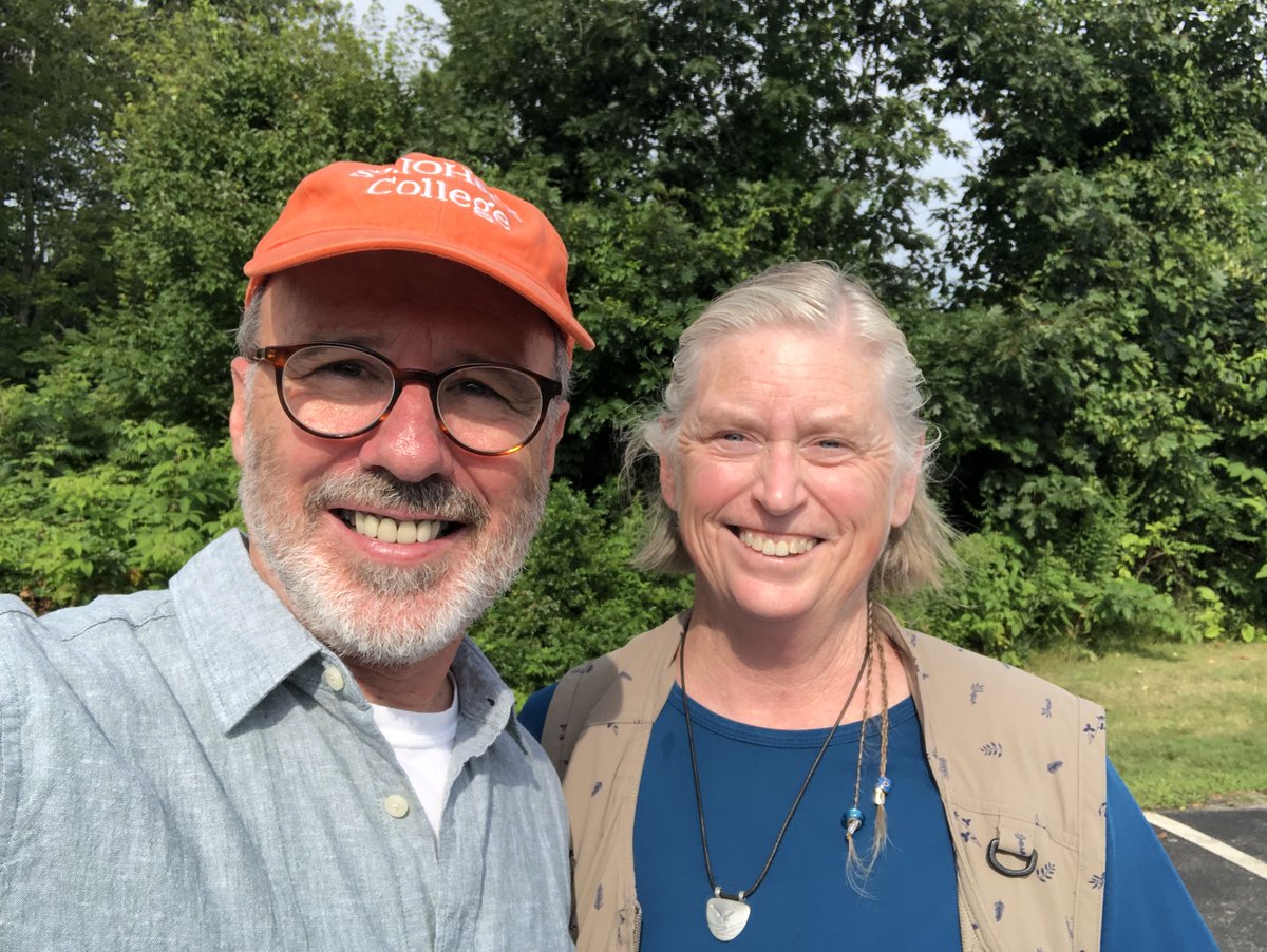 WriterNorm's tweet image. You gotta love when a clergy colleague and dear, dear friend happens into your (new) neck of the woods! #UUtwitter