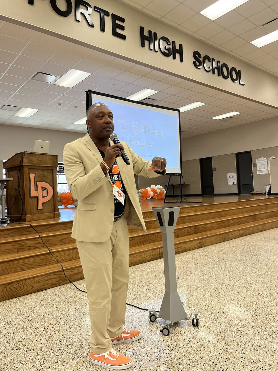 M. LeVrier Decker (@mon_lev) on Twitter photo LP U — HRE at “The Be-Attitudes of Leadership” with @wgjackso so inspiring!! 🧡 <a href="/debianderson313/">Debi Anderson</a> <a href="/aliciahodges89/">Alicia Hodges</a> <a href="/Rabalais85523/">Sarah Rabalais</a> <a href="/DawnRHiggins1/">Dawn R. Higgins M.Ed</a> LP U — HRE at “The Be-Attitudes of Leadership” with @wgjackso so inspiring!! 🧡 <a href="/debianderson313/">Debi Anderson</a> <a href="/aliciahodges89/">Alicia Hodges</a> <a href="/Rabalais85523/">Sarah Rabalais</a> <a href="/DawnRHiggins1/">Dawn R. Higgins M.Ed</a>