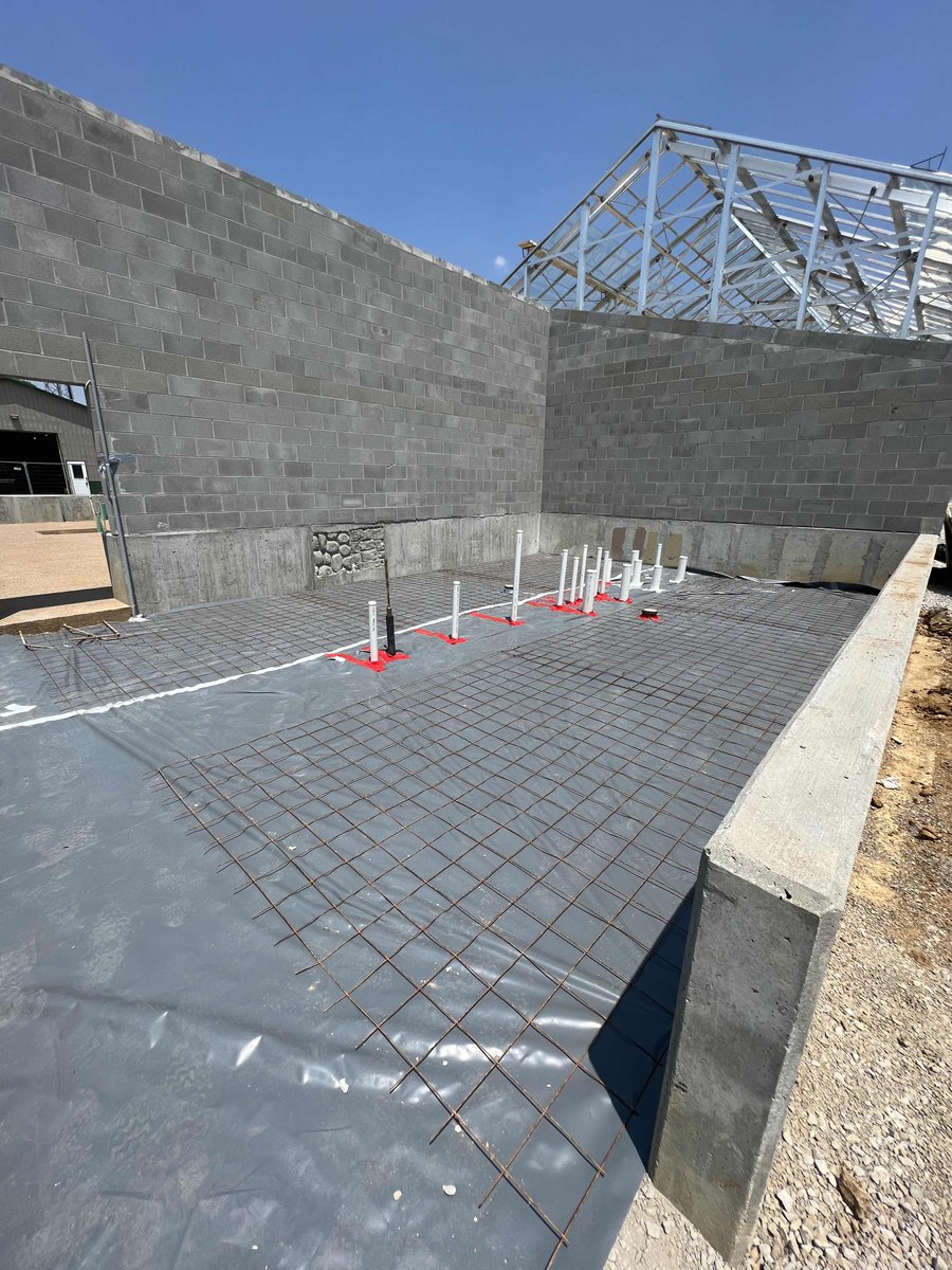 CWXcontracting's tweet photo. Progress photos from a recent #CWX #concrete project.

#concreteconstruction #commercialdevelopment #concrete #commercialconstruction #subcontractor #midwest https://t.co/zbg9m22T30