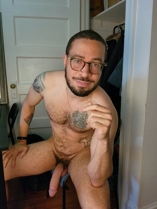 I'd love for you to take a seat https://t.co/rA3KVmBdU2