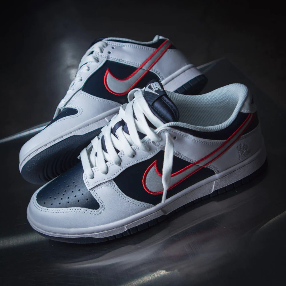 JustFreshKicks's tweet photo. Ad: Nike Dunk Low 'Houston Comets Four Peat' ☄️

FNL:https://t.co/bLvcYnwJdi
JD:https://t.co/kOk4pZ7vAo https://t.co/Canm7KQdNJ