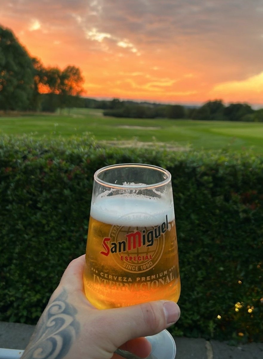 Been sent this beauty! Seeing the evening out with a pint of San Miguel over Nazeing golf course, lovely 👌🏻🍻