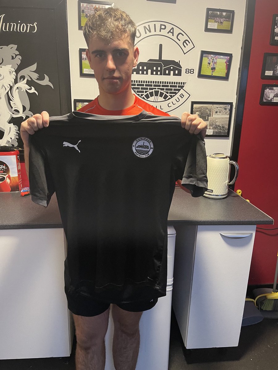 Dunipace Football Club U20 (@dunipaceu20) on Twitter photo Another player we’re delighted to bring back is Aaron Duffin. Aaron brings a great engine,a superb range of passing and good football brain, which is lucky as the rest of his intellect is posted missing. <a href="/Dunipaceunder20/">Dunipace U20’s</a> won’t be entering a team into University challenge Another player we’re delighted to bring back is Aaron Duffin. Aaron brings a great engine,a superb range of passing and good football brain, which is lucky as the rest of his intellect is posted missing. <a href="/Dunipaceunder20/">Dunipace U20’s</a> won’t be entering a team into University challenge