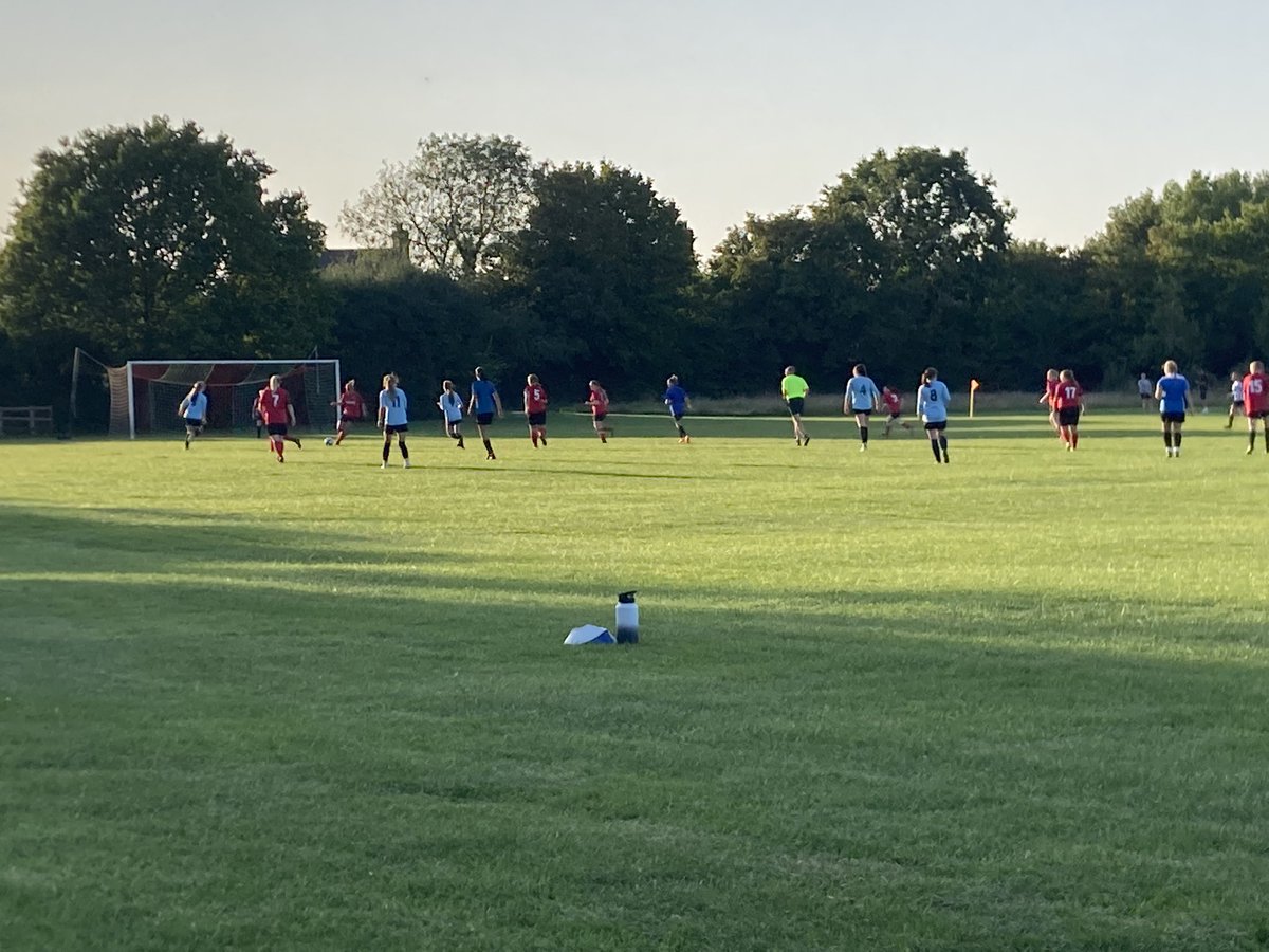 Charlotte Batten tweet media